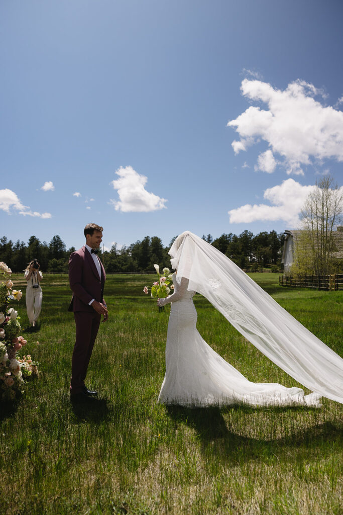 film inspired outdoor ceremony photos against a mountain backdrop at greystone castle boulder