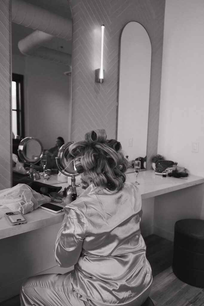 getting ready wedding photos photojournalistic wedding photography
