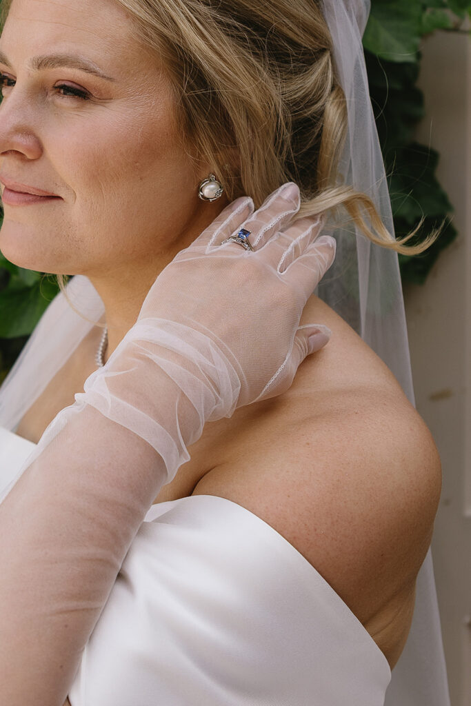 detail bride photos