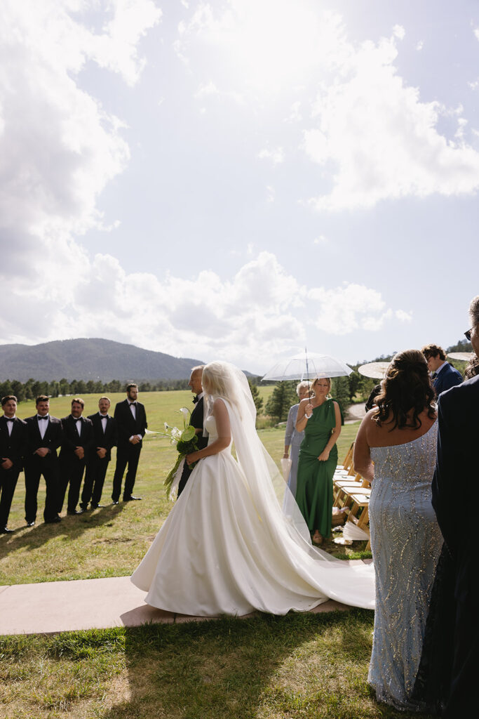spruce mountain ranch wedding photos outdoor ceremony