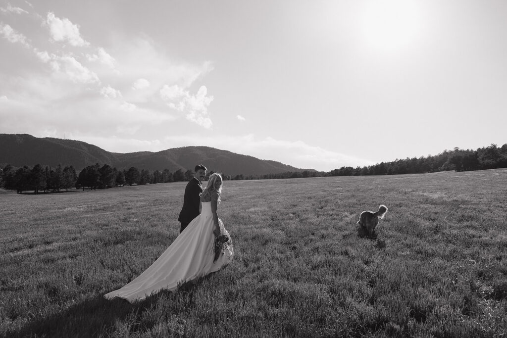 outdoor wedding bride and groom portraits in the mountains