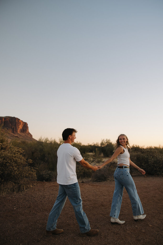 superstition mountains couples photoshoot at golden hour with romantic poses