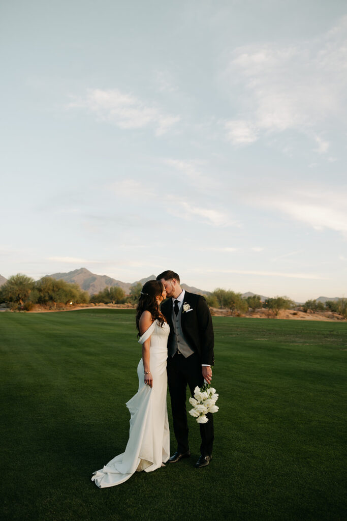 golden hour wedding photos in scottsdale arizona