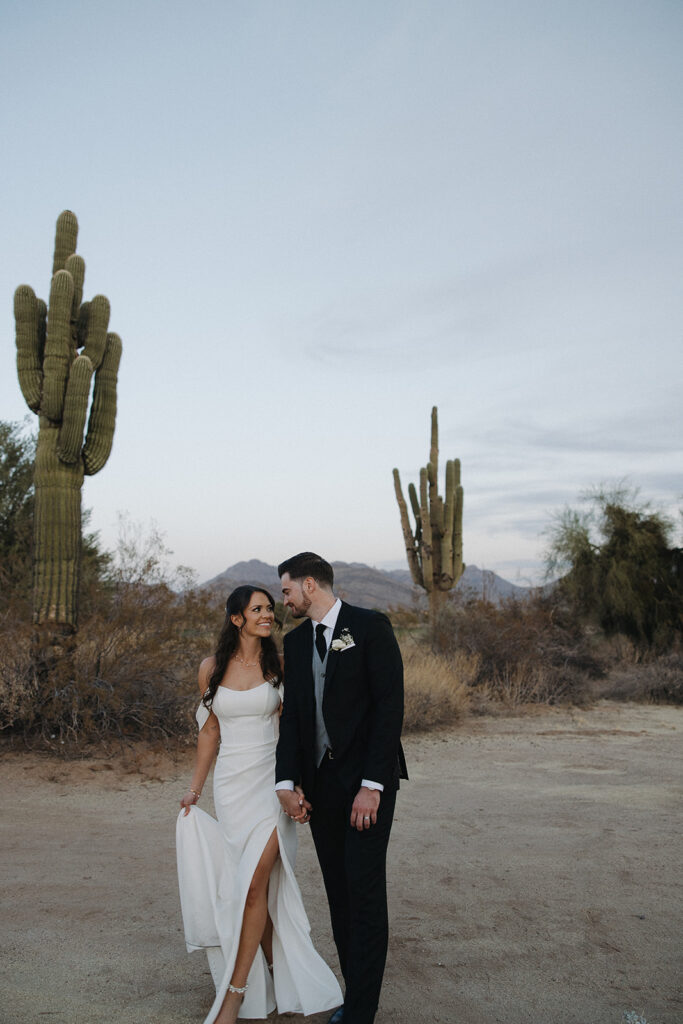 golden hour wedding photos in scottsdale arizona