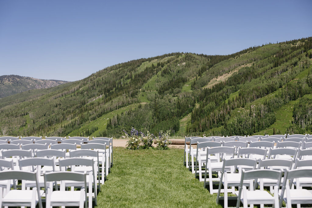 mountain wedding photos in steamboat spring for a destination wedding in colorado