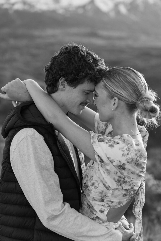 Utah Engagement Photos for Couples Who Want Something Scenic and Adventurous