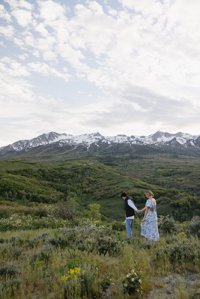 Utah Engagement Photos for Couples Who Want Something Scenic and Adventurous