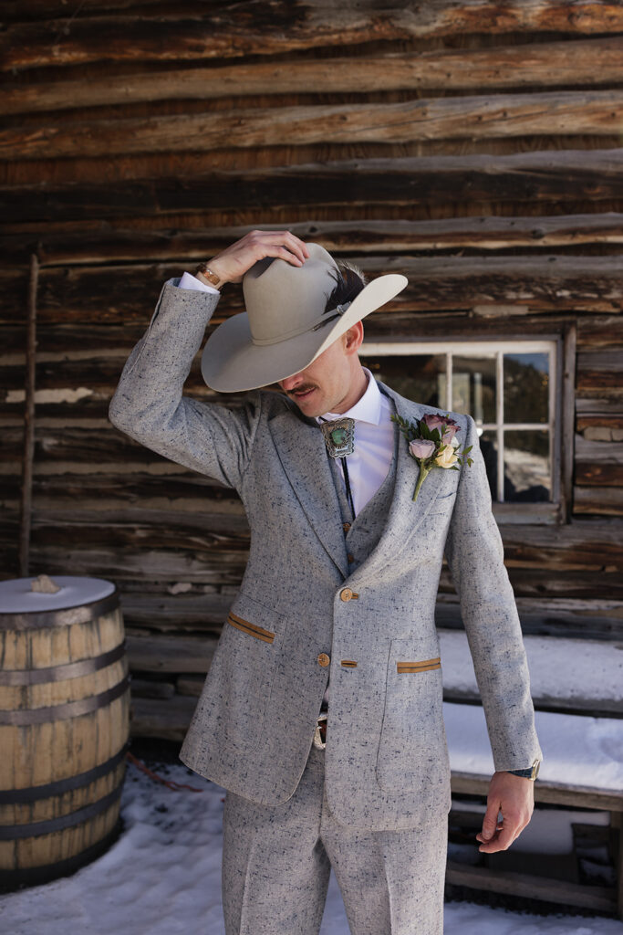 Western Style Wedding Ideas For a Colorado Barn Wedding