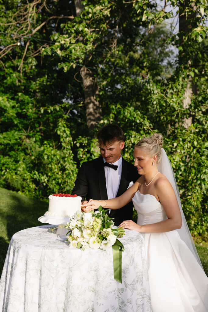 A Private Estate Wedding on The Boise River